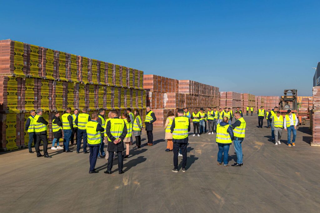 CEMACON: Un an de modernizare și retehnologizare la Biharia 3 674f08d67aeb4076503959